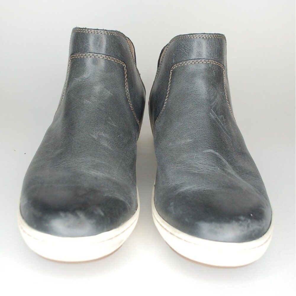 Taos-Unity Women Size 7.5 Casual Mid Top Grey Leather Sneaker Boot Slip On